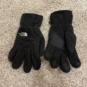 North Face women’s ski gloves. Size M